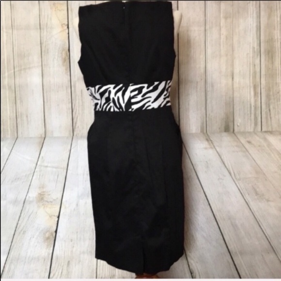 Zebra print accent black dress - Picture 4 of 6